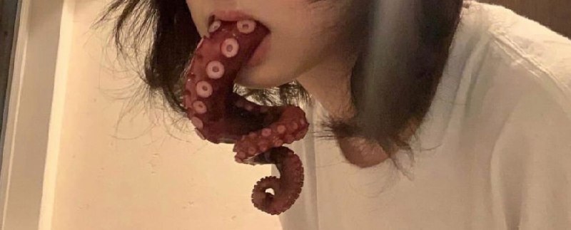 Allie X - Bitch - REPTI12+